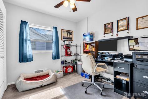 21 Luke Street Sayreville NJ 08879