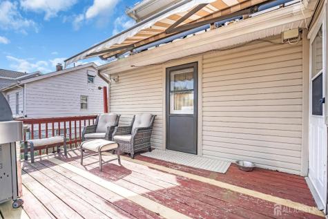 21 Luke Street Sayreville NJ 08879