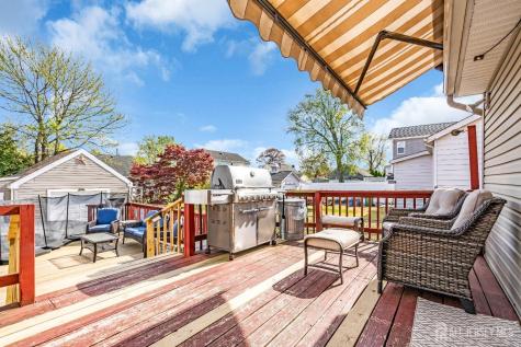 21 Luke Street Sayreville NJ 08879