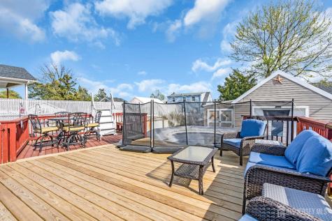 21 Luke Street Sayreville NJ 08879