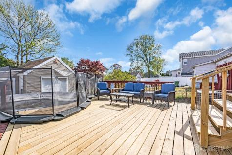 21 Luke Street Sayreville NJ 08879