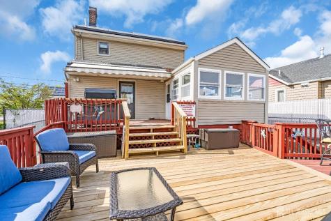 21 Luke Street Sayreville NJ 08879