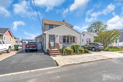 21 Luke Street Sayreville NJ 08879