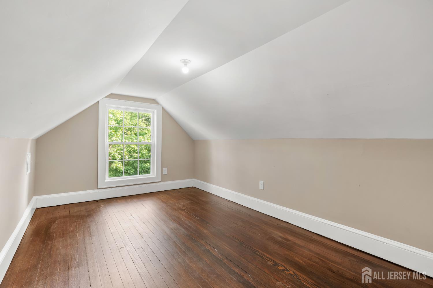 17 N Adelaide Avenue N Highland Park NJ 08904