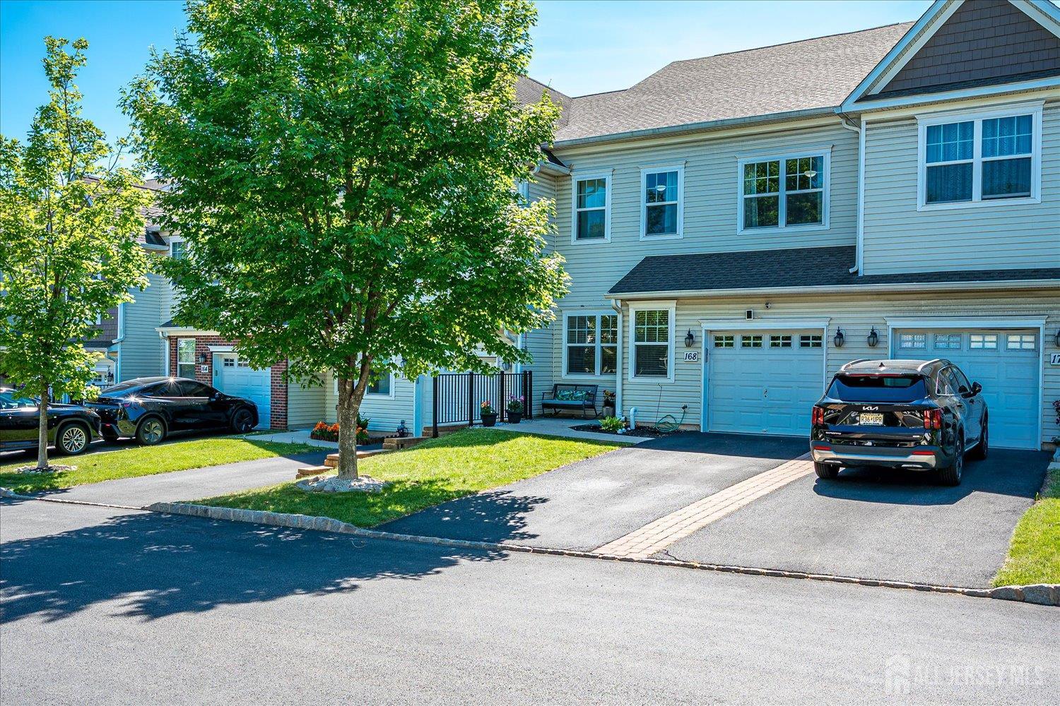 168 Savoth Lane Colonia NJ 07067