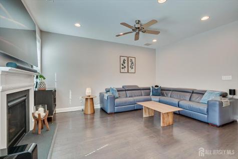 168 Savoth Lane Colonia NJ 07067