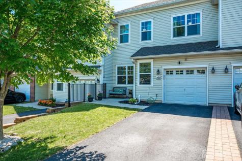 168 Savoth Lane Colonia NJ 07067