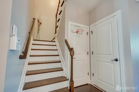 168 Savoth Lane Colonia NJ 07067