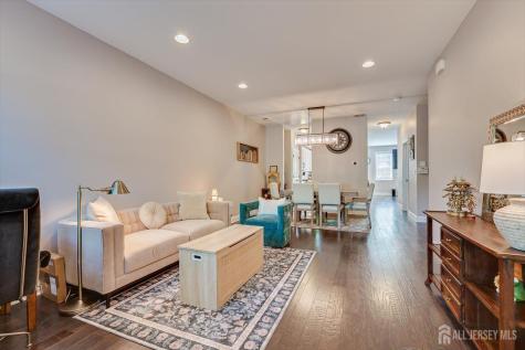 168 Savoth Lane Colonia NJ 07067