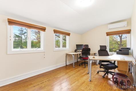 15 Southfield Road Edison NJ 08820