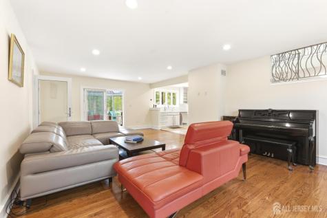 15 Southfield Road Edison NJ 08820