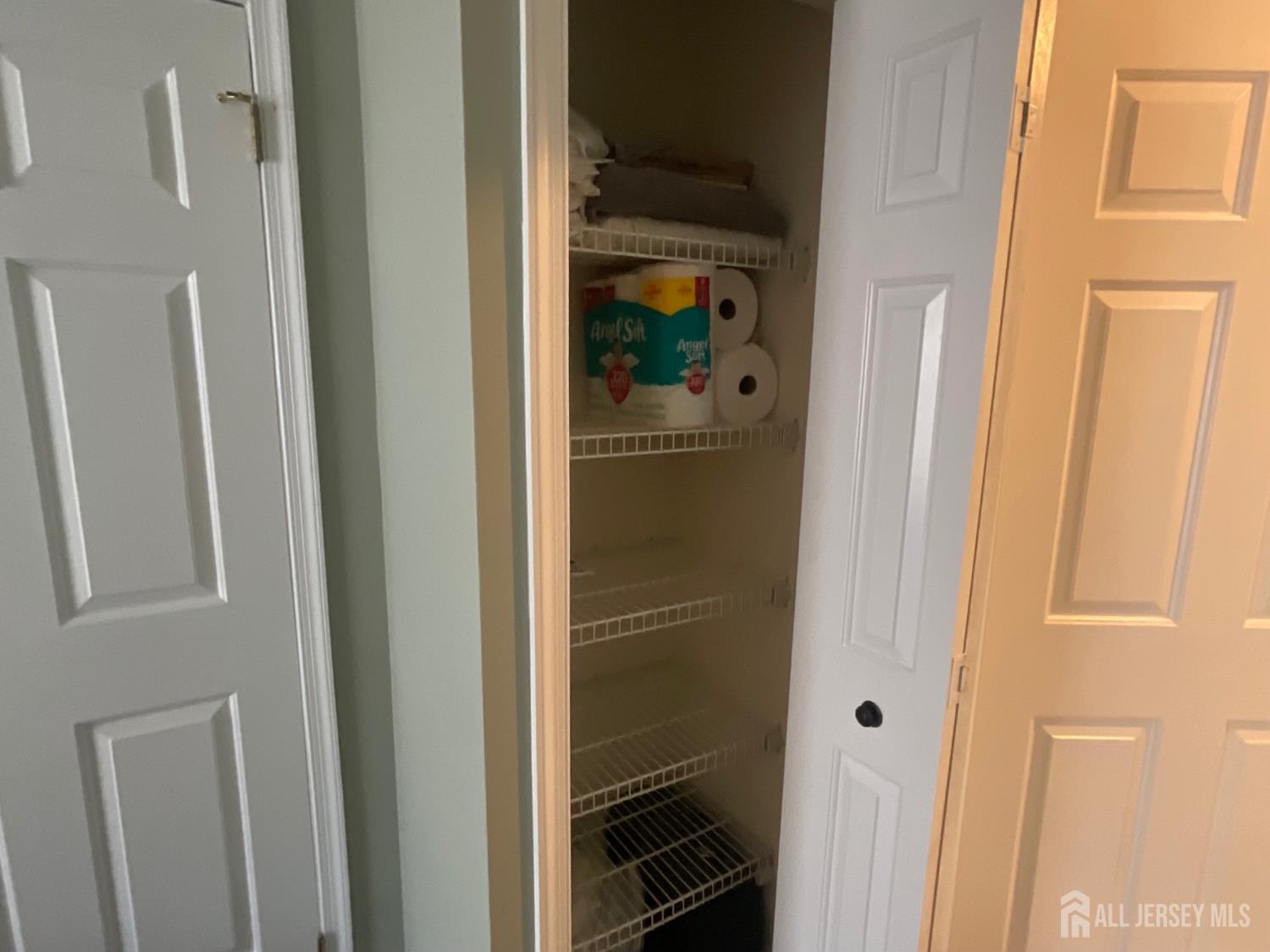 36 Lear Court East Brunswick NJ 08816