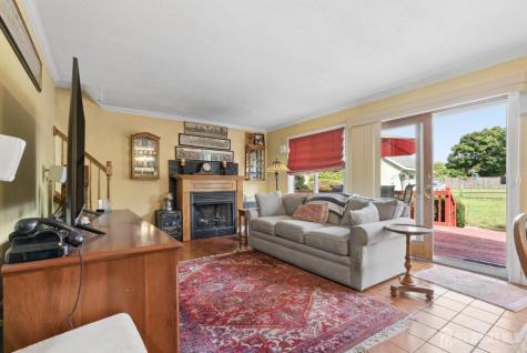 49 Laurel Avenue Franklin Twsp NJ 08525