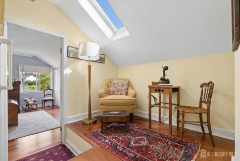 49 Laurel Avenue Franklin Twsp NJ 08525