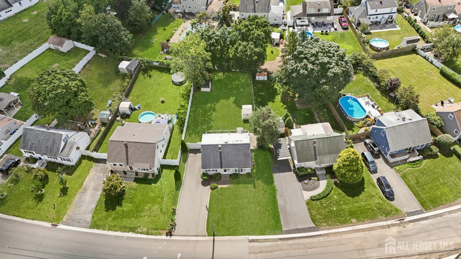 63 Tunison Road New Brunswick NJ 08901