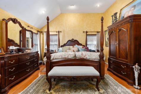 34 Kara Court Old Bridge NJ 07747
