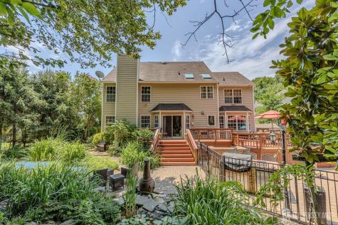 34 Kara Court Old Bridge NJ 07747