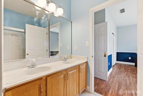 3 Longbow Terrace Flemington NJ 08822