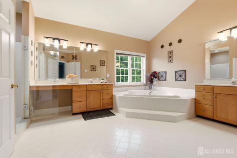 3 Longbow Terrace Flemington NJ 08822