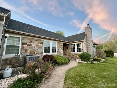 3 William Penn Court Monroe NJ 08831