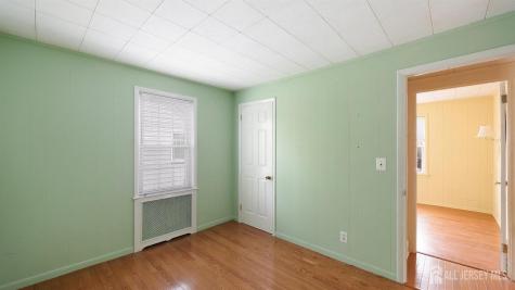215 Fairfield Avenue Middlesex NJ 08846