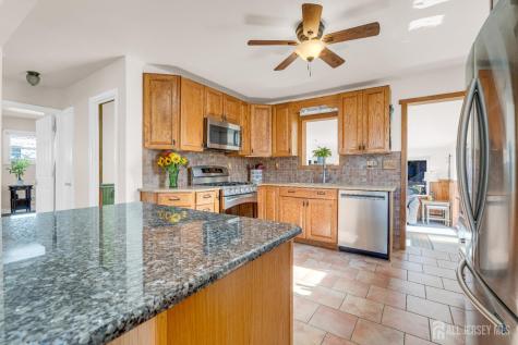 104 Boehmhurst Avenue Sayreville NJ 08872