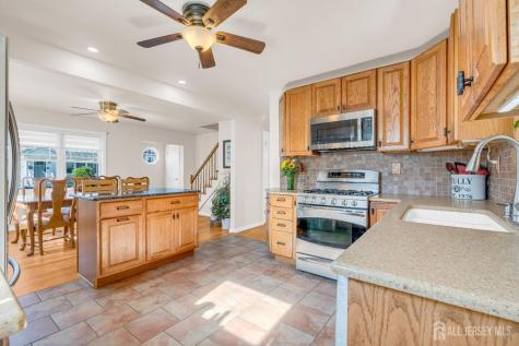 104 Boehmhurst Avenue Sayreville NJ 08872