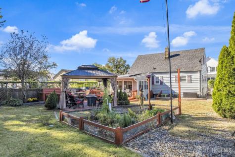 104 Boehmhurst Avenue Sayreville NJ 08872