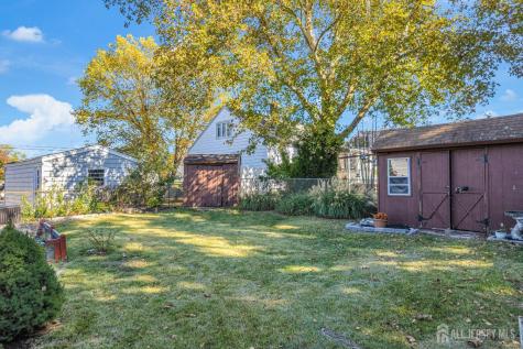 104 Boehmhurst Avenue Sayreville NJ 08872