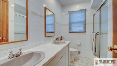 8 Valley Forge Drive East Brunswick NJ 08816