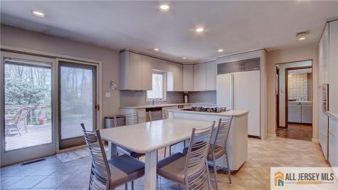8 Valley Forge Drive East Brunswick NJ 08816
