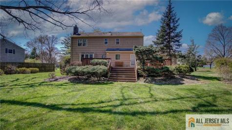8 Valley Forge Drive East Brunswick NJ 08816