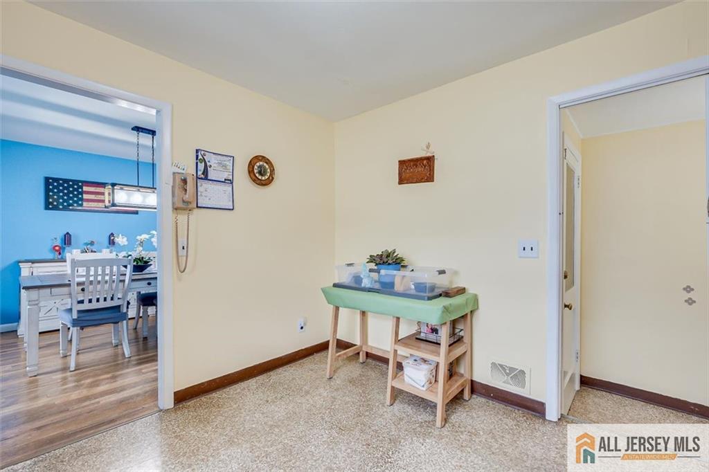 66 Preston Road Colonia NJ 07067