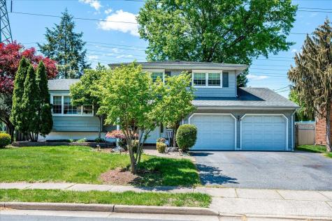 27 Eileen Way Edison NJ 08837