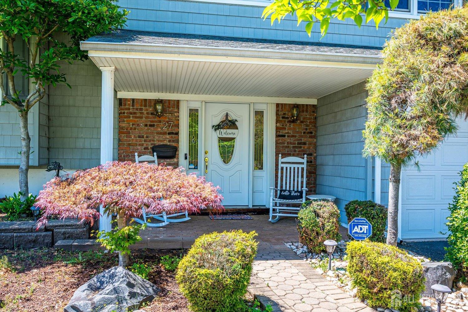 27 Eileen Way Edison NJ 08837