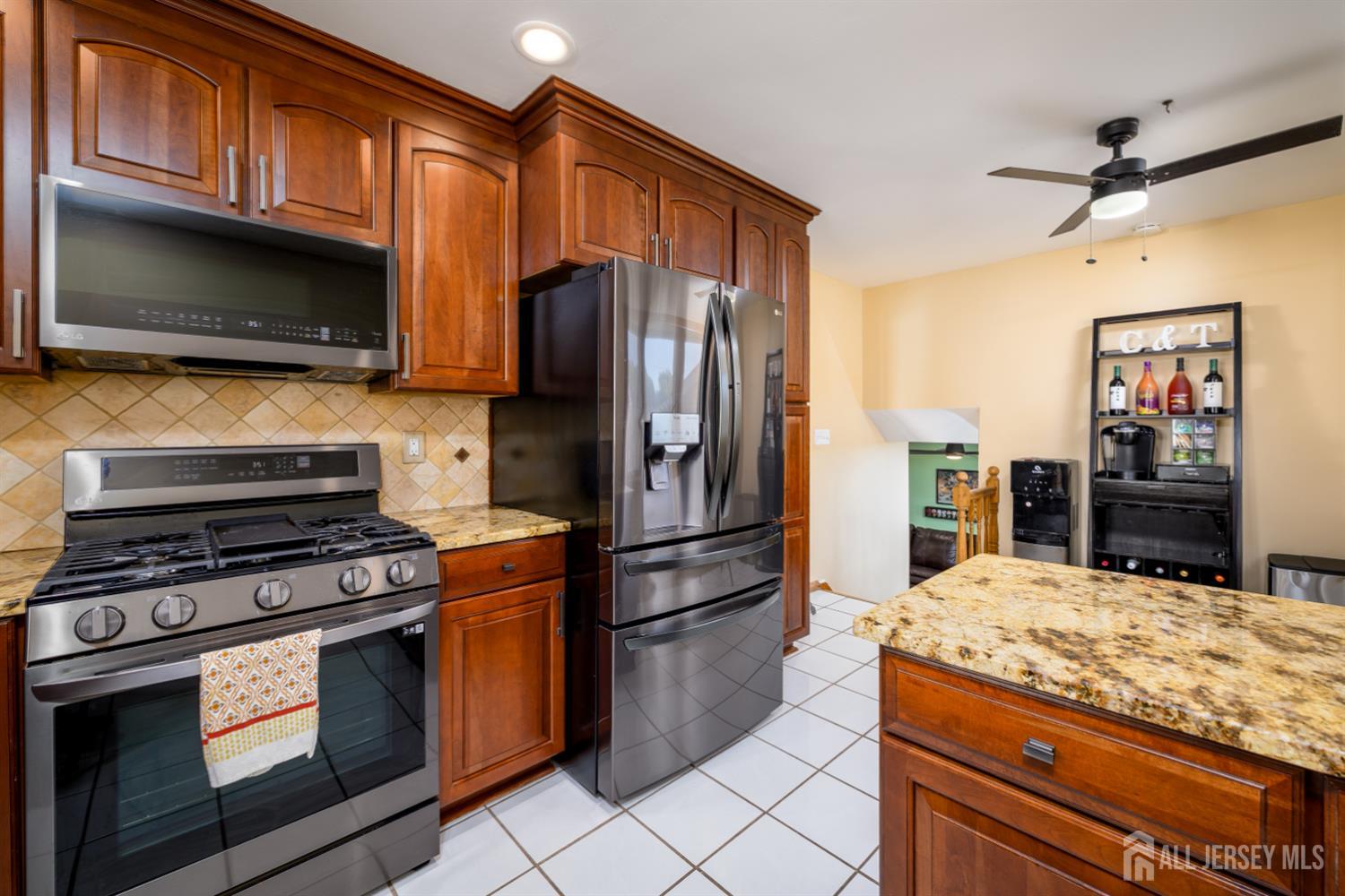 41 Wilson Drive Fords NJ 08863