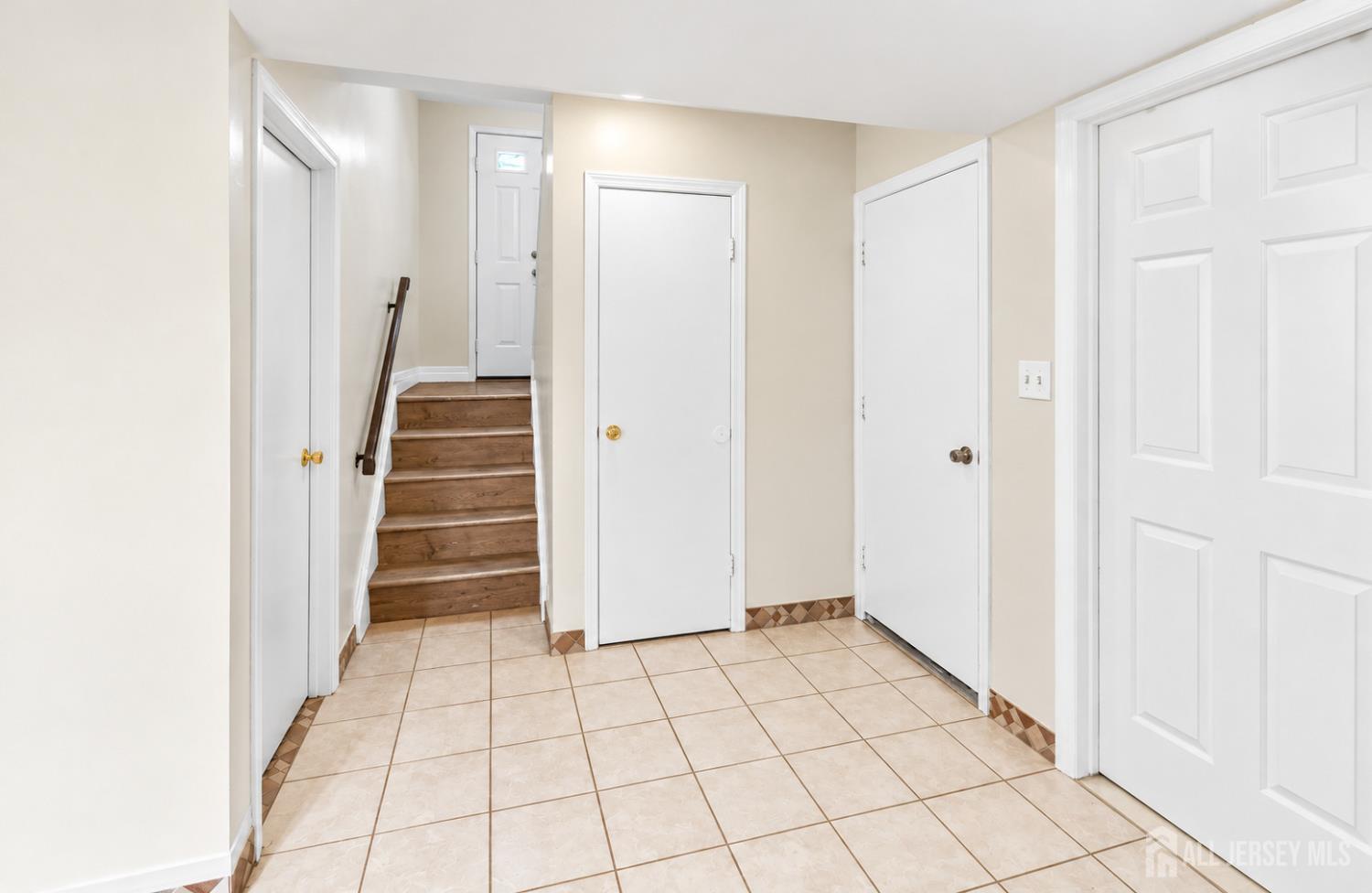 160 Stratton St S Street Piscataway NJ 08