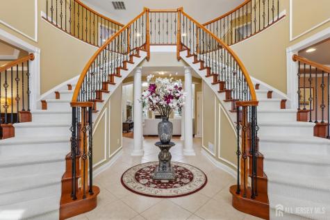 3 Windhaven Court Monroe NJ 08831