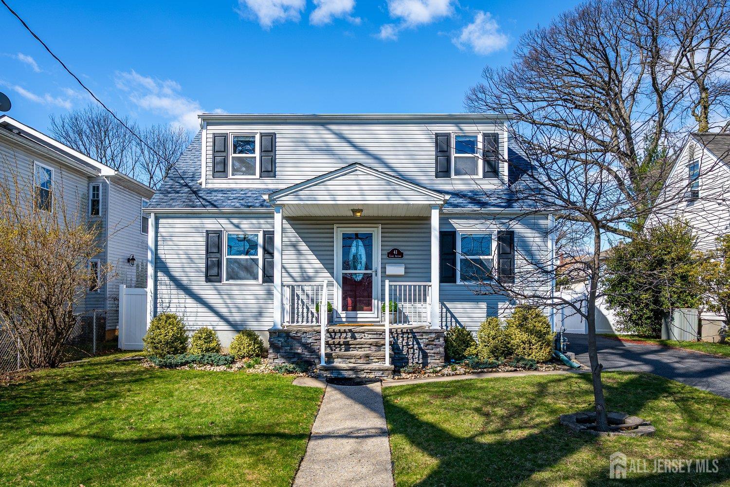 41 Lake Avenue Metuchen NJ 08840