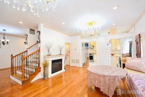89 SE Rose Street Wood-Ridge NJ 07075