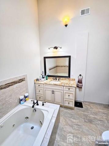 89 SE Rose Street Wood-Ridge NJ 07075