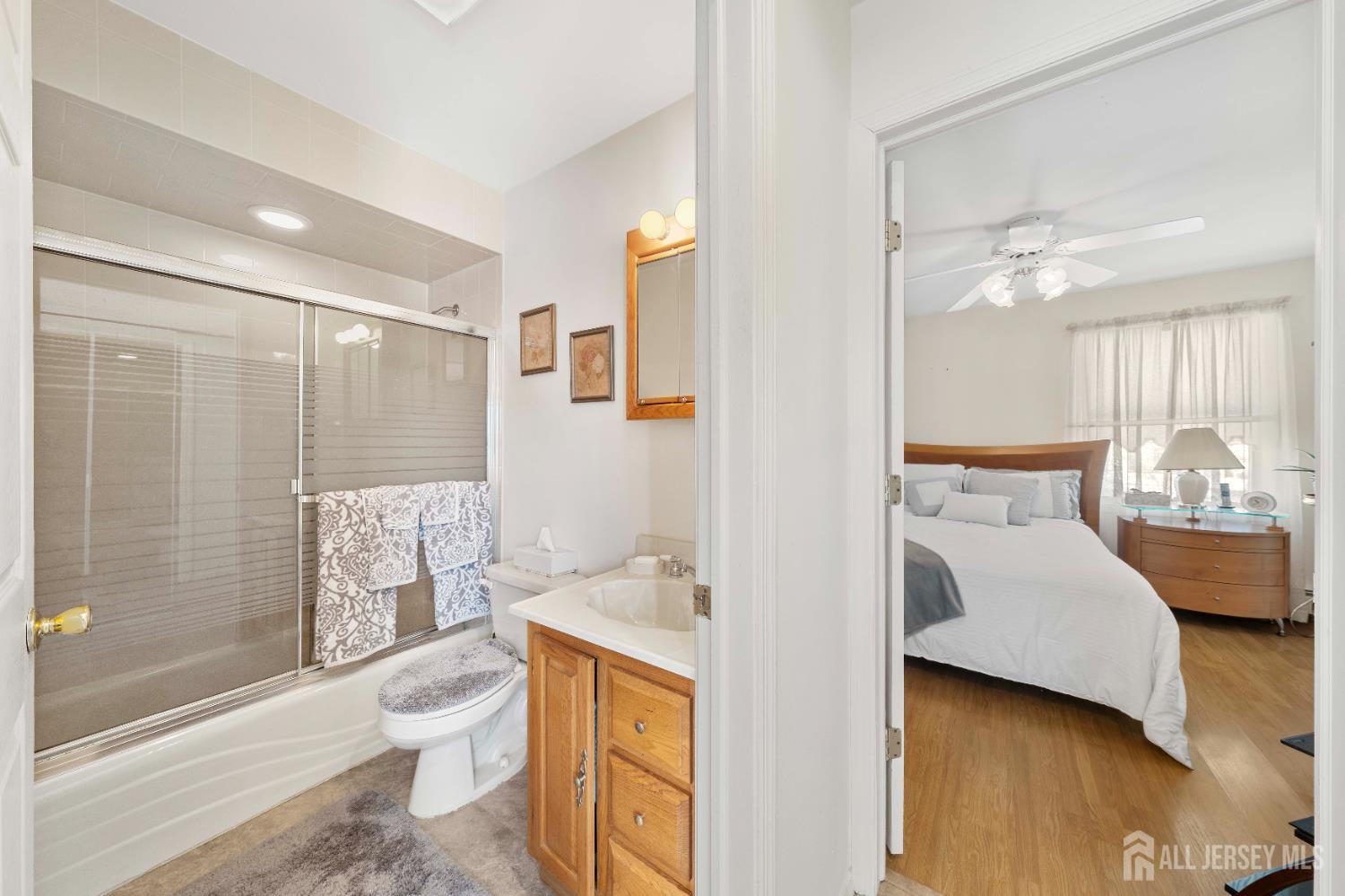 932 Beatrice Parkway Edison NJ 08820