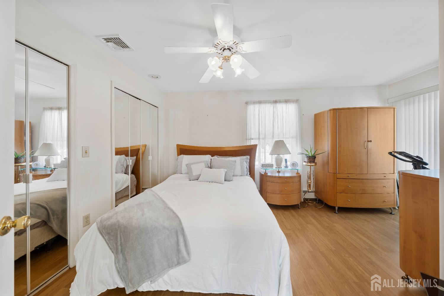 932 Beatrice Parkway Edison NJ 08820