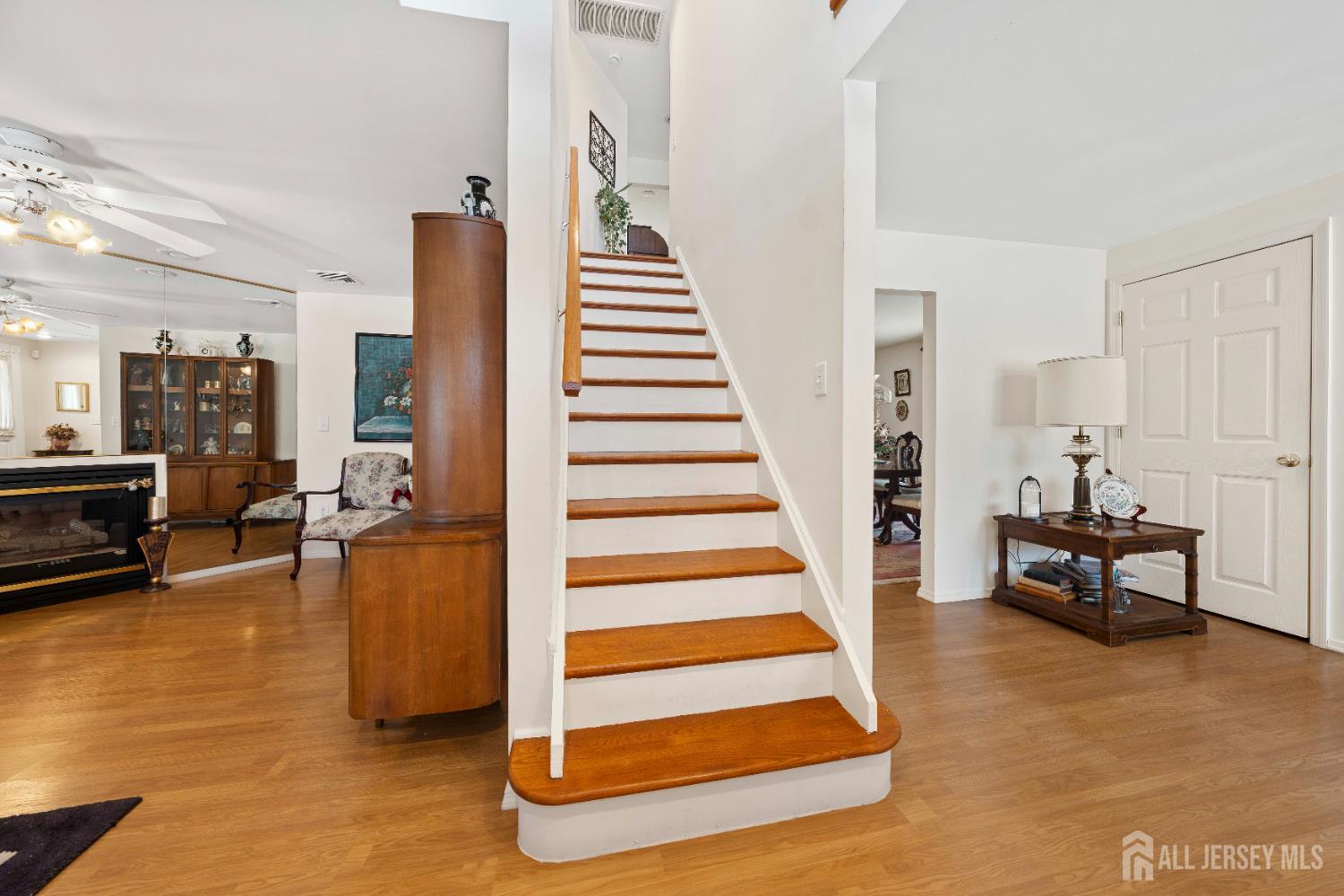 932 Beatrice Parkway Edison NJ 08820
