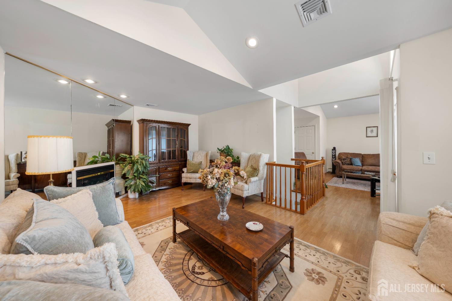 932 Beatrice Parkway Edison NJ 08820