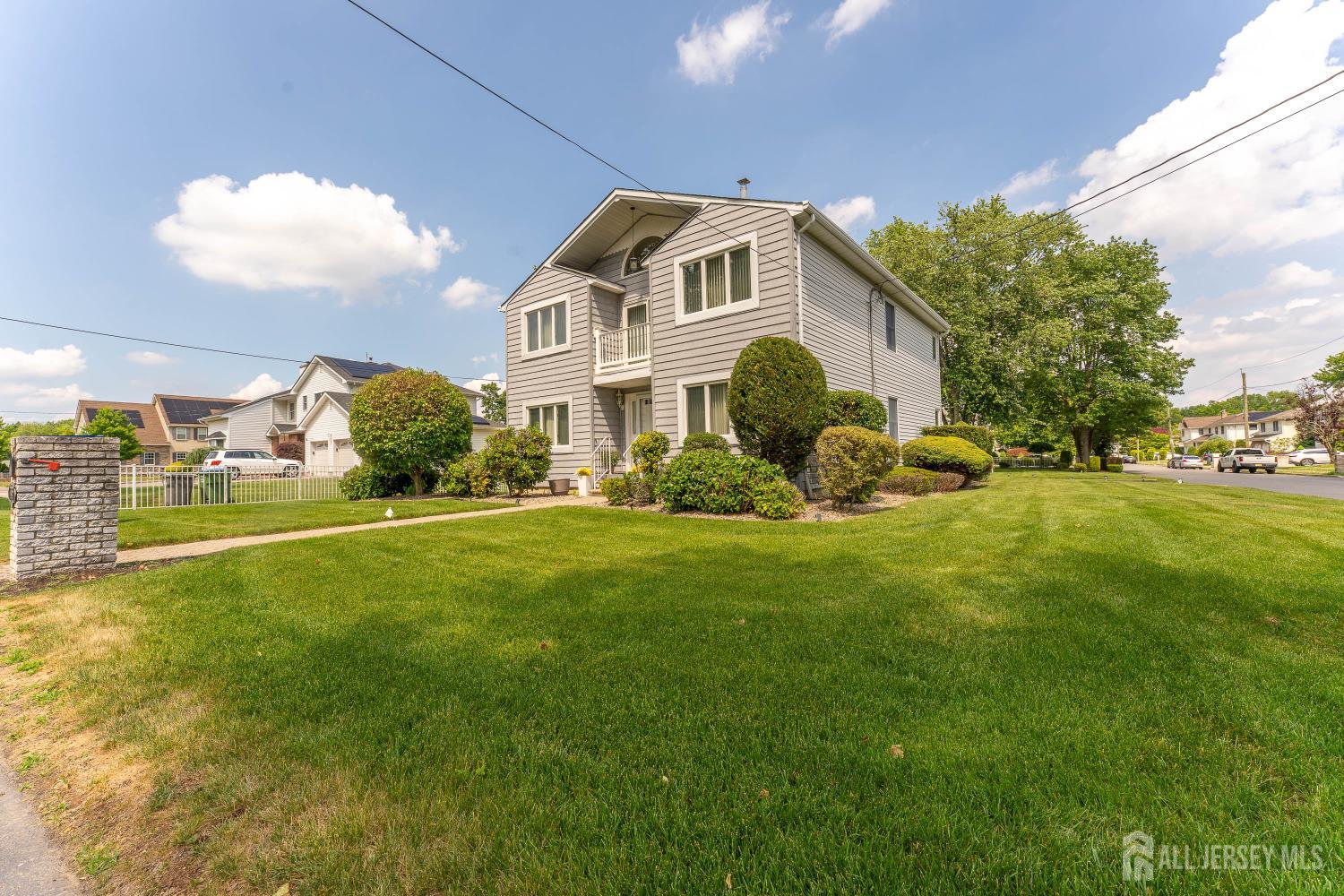 932 Beatrice Parkway Edison NJ 08820