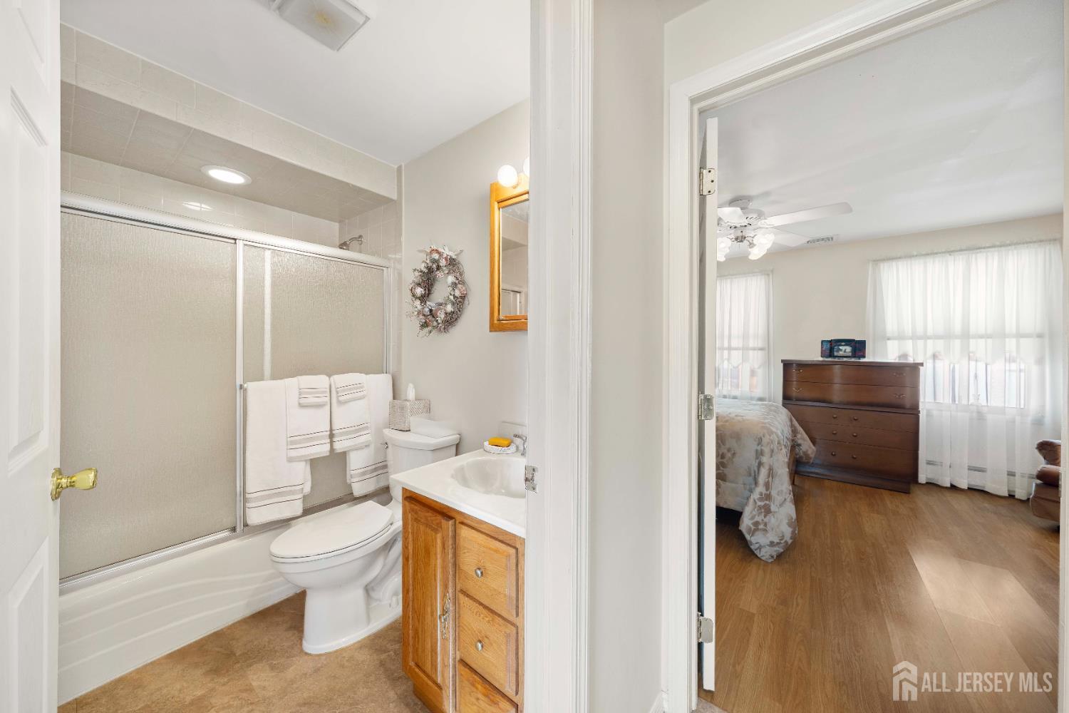 932 Beatrice Parkway Edison NJ 08820