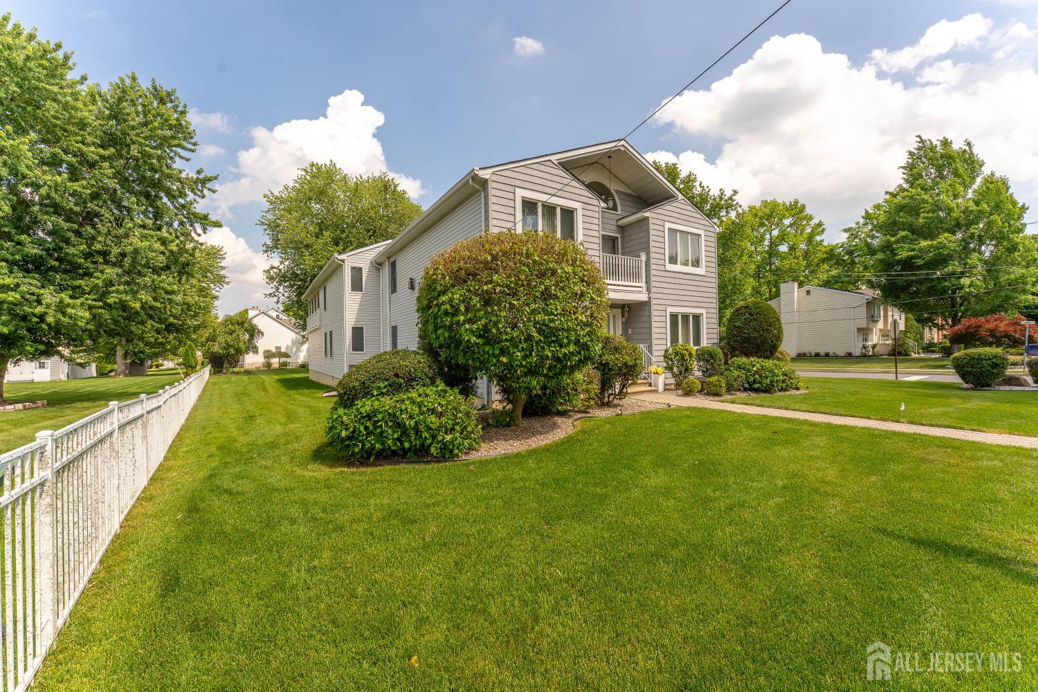 932 Beatrice Parkway Edison NJ 08820