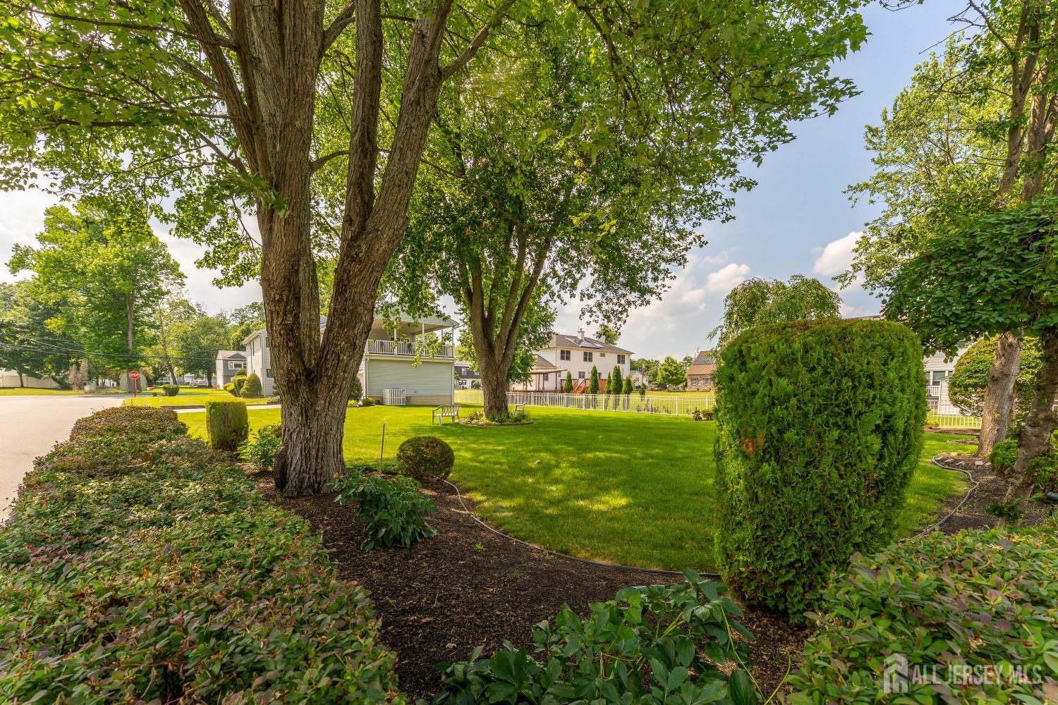932 Beatrice Parkway Edison NJ 08820