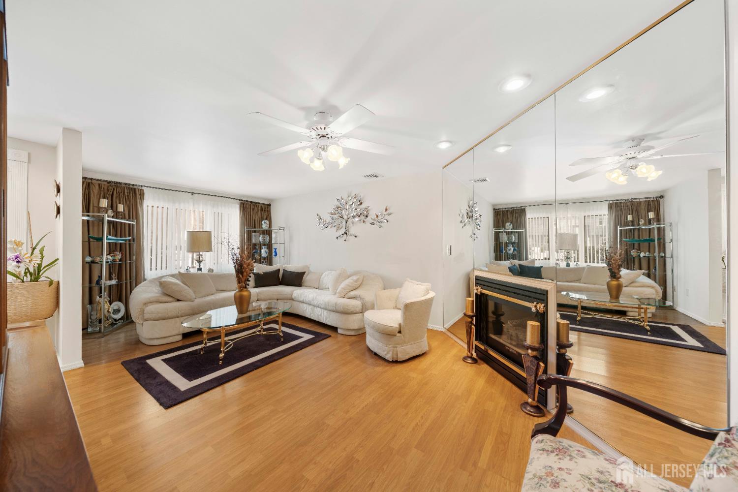 932 Beatrice Parkway Edison NJ 08820